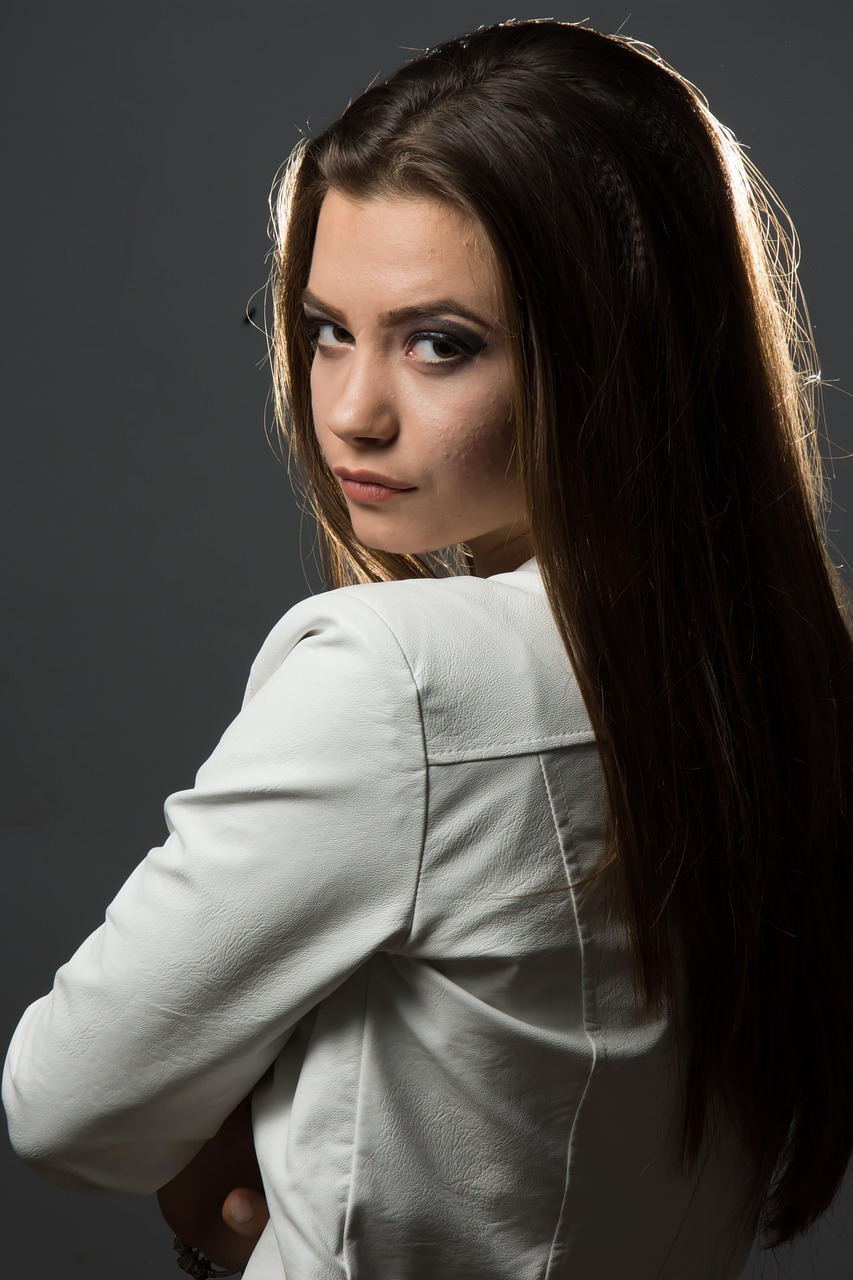 五月美女工作室,最新章节探秘